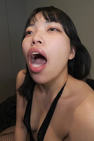 Serina Hirose is so sexy in reverse cowgirl